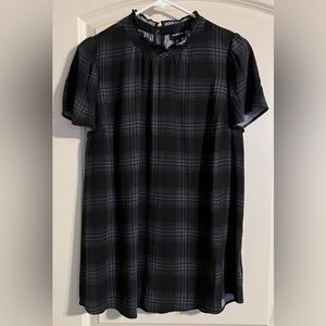 Torrid Black and Purple High Ruffle Trim Neck Flutter
Sleeve Top Size 00